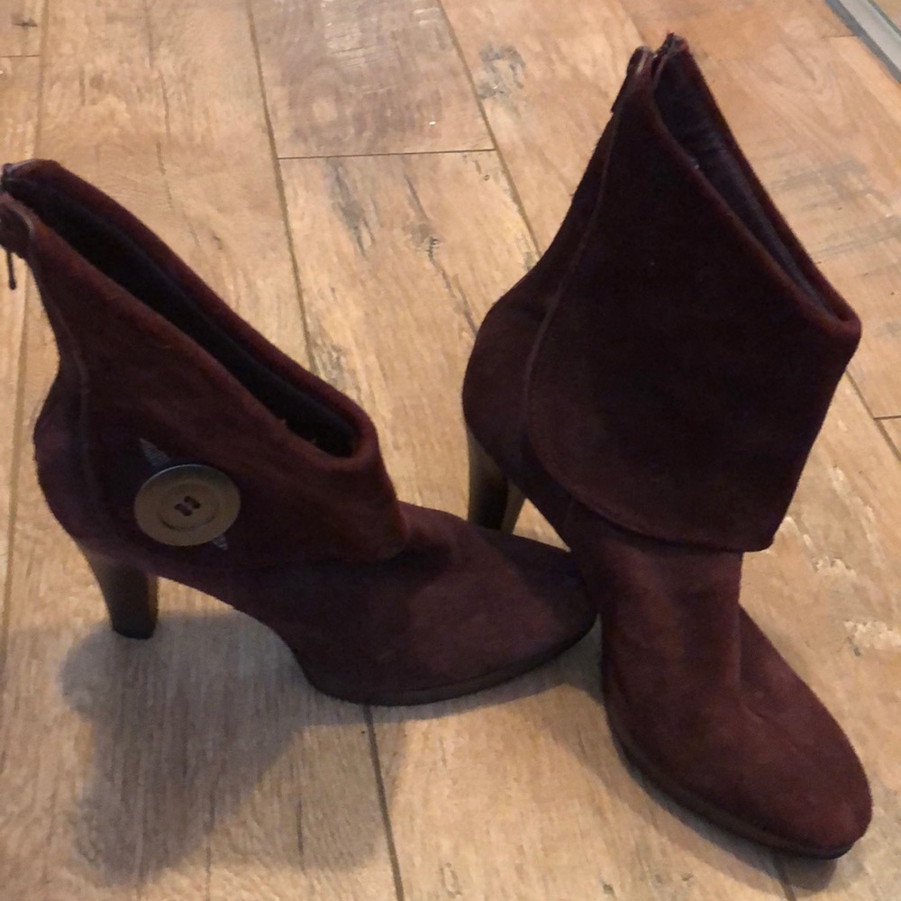 Jazzy Burgundy Boots by Gianni Bini